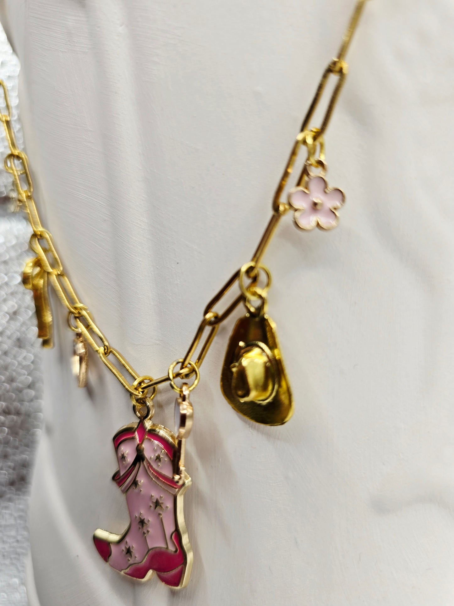 Pink cowgirl daydreams 🤠💗✨